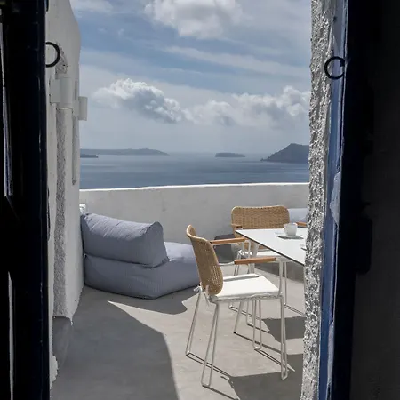 Villa Canvas Oia (Santorini)