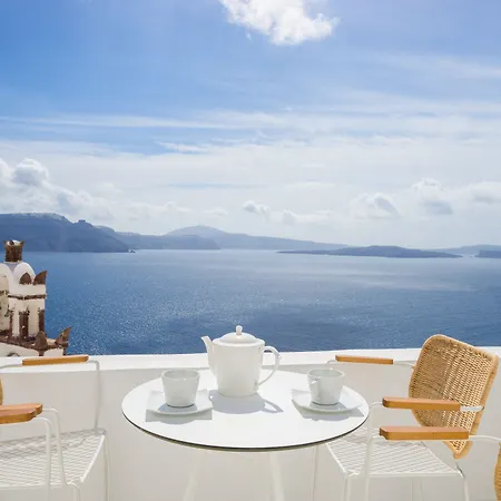 Canvas Oia (Santorini)