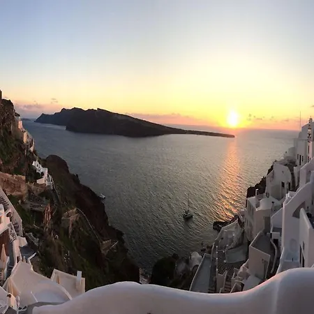 Canvas * Oia (Santorini)