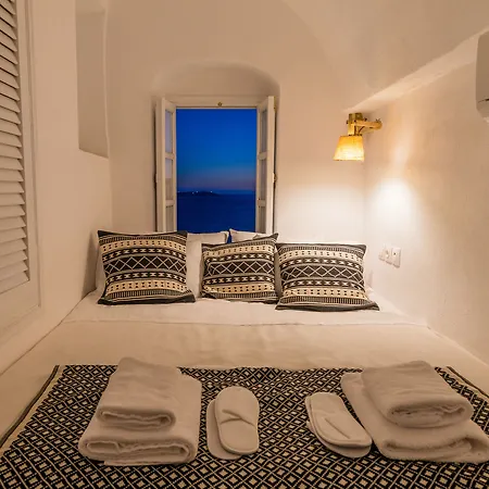 Canvas Villa