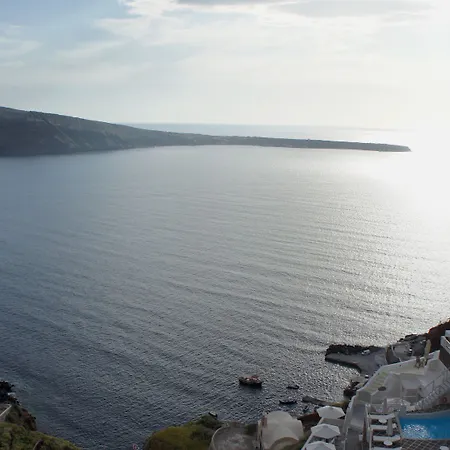 Canvas Villa Oia (Santorini)