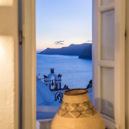 Villa Canvas