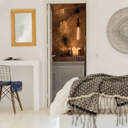 Canvas Villa *