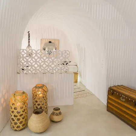 Canvas Villa *